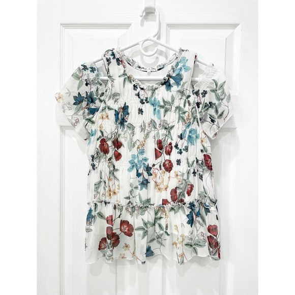 Willow & Clay Cold Shoulder Floral Top - Picture 2 of 13